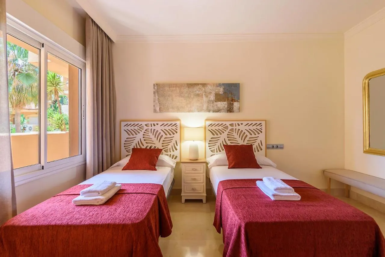 Alcam Aloha Deluxe 42 Apartment Marbella