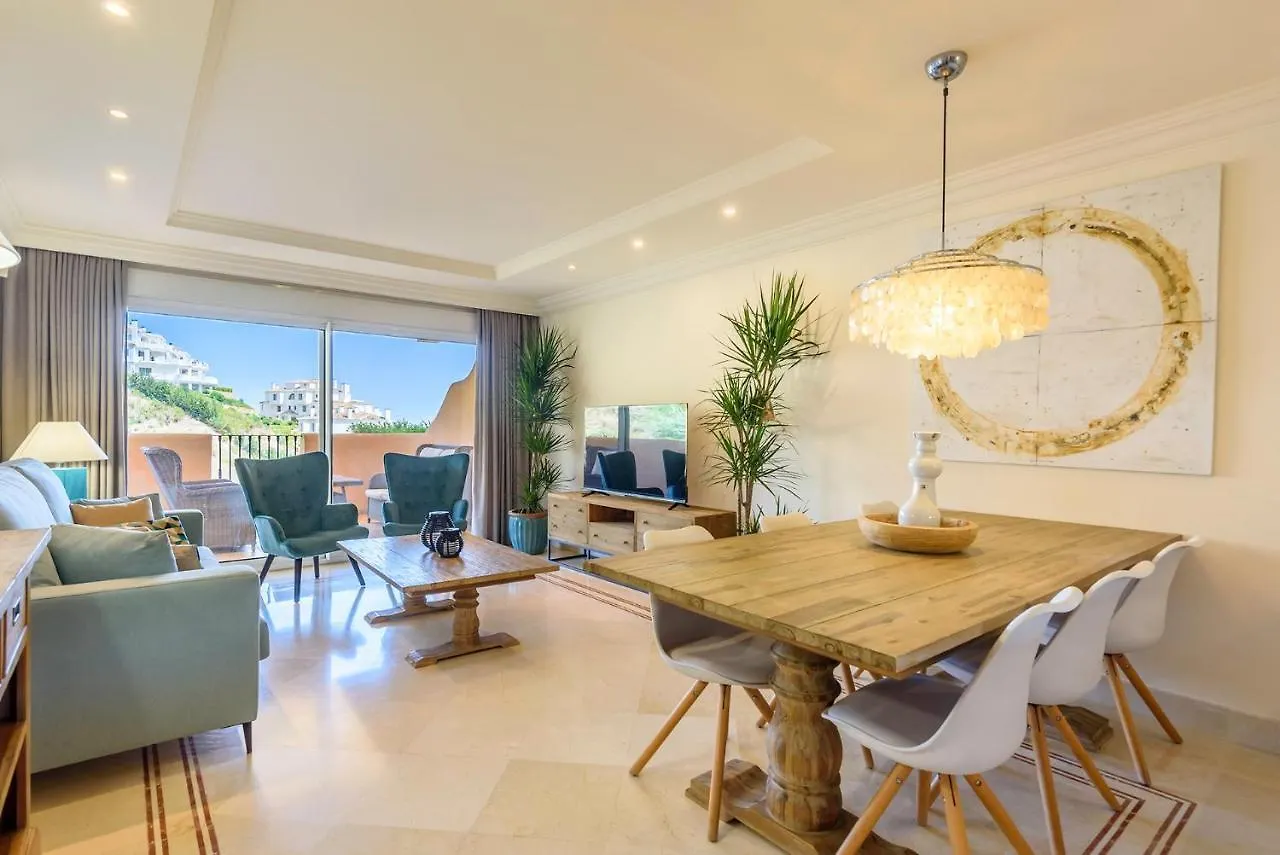Alcam Aloha Deluxe 42 Apartment Marbella Spain