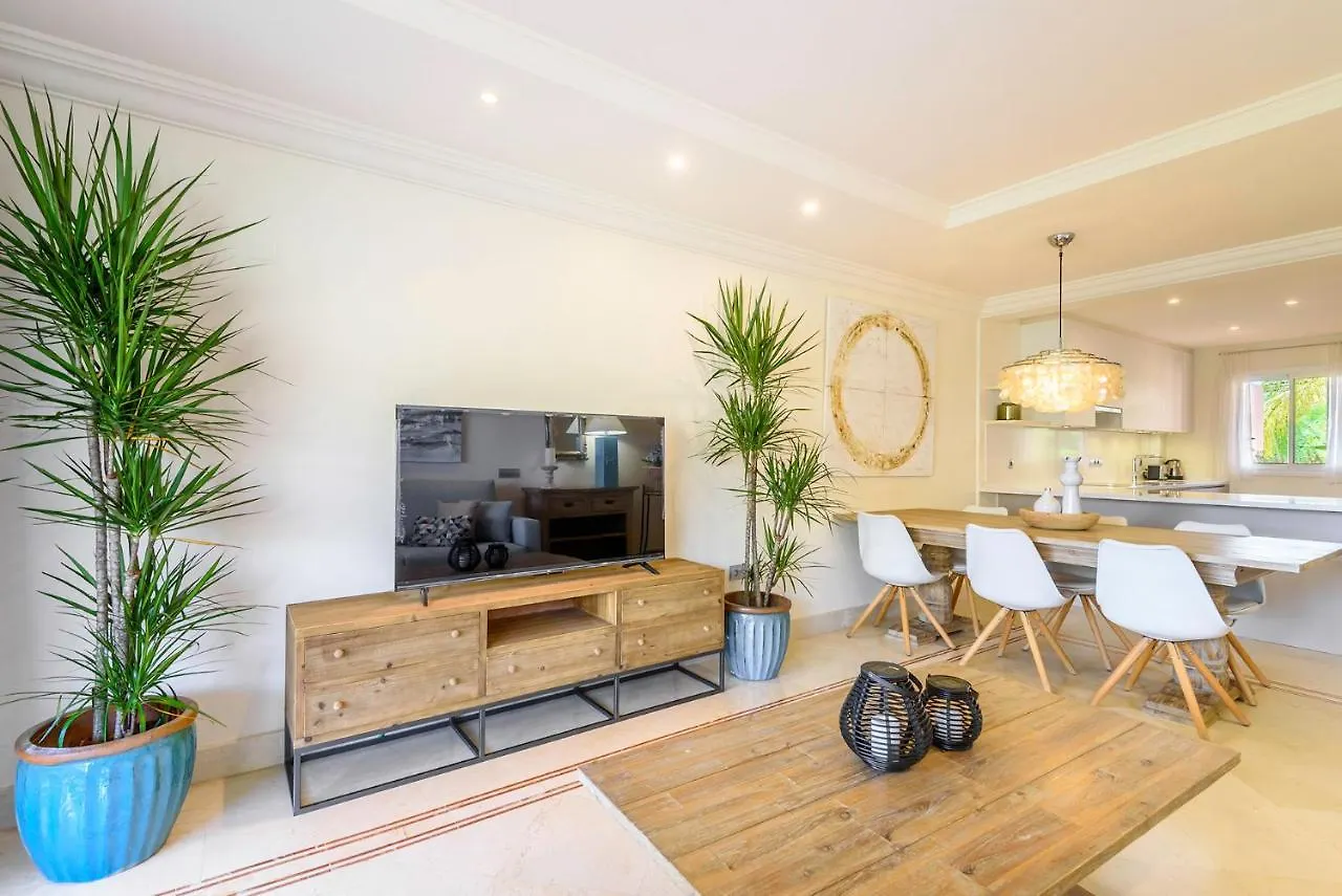 Alcam Aloha Deluxe 42 Apartment Marbella 0*,  Spain