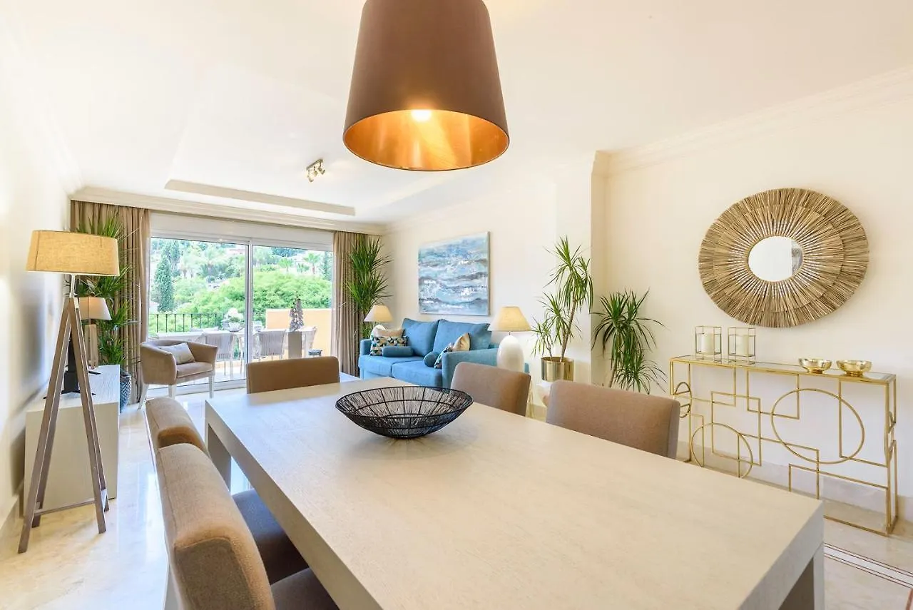 Alcam Aloha Deluxe 42 Apartment Marbella Spain