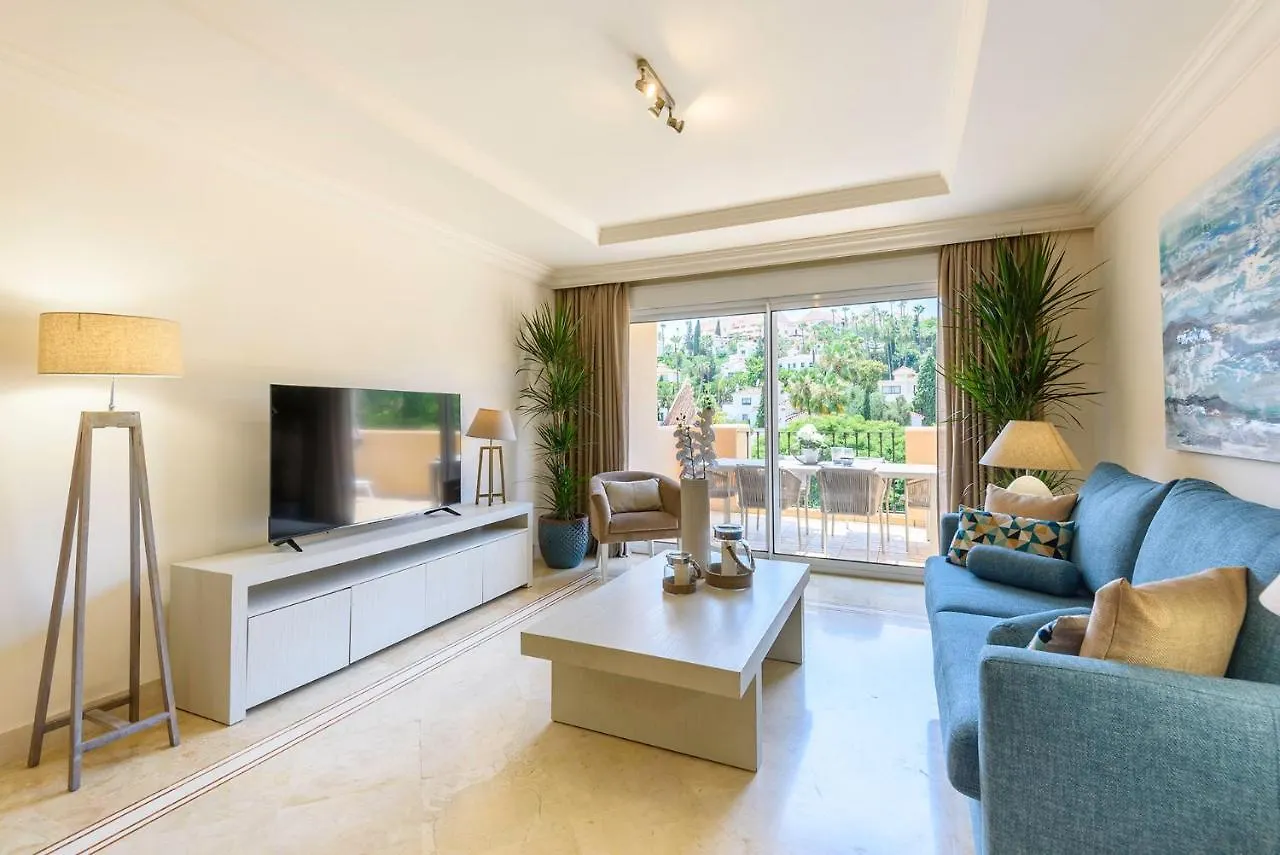 Alcam Aloha Deluxe 42 Apartment Marbella
