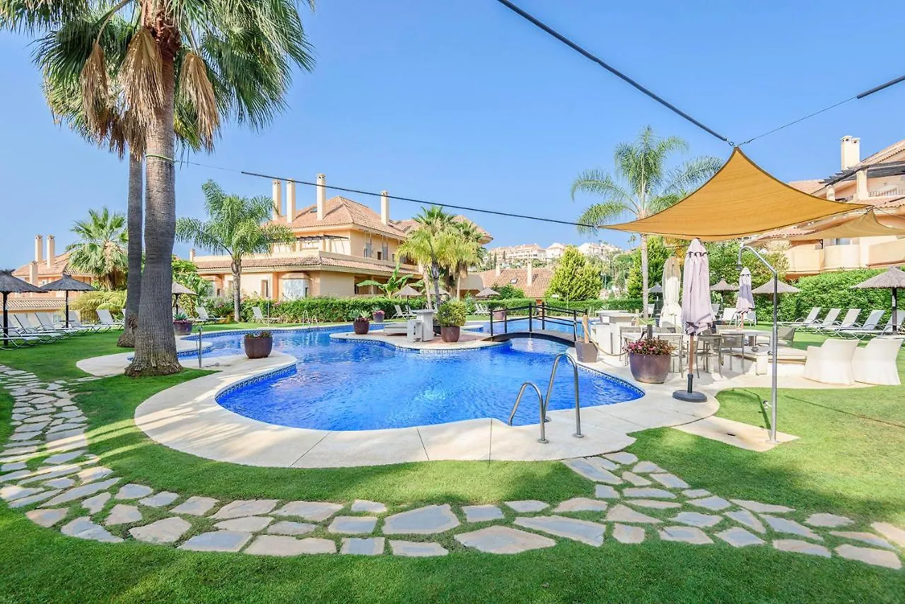 Alcam Aloha Deluxe 42 Apartment Marbella