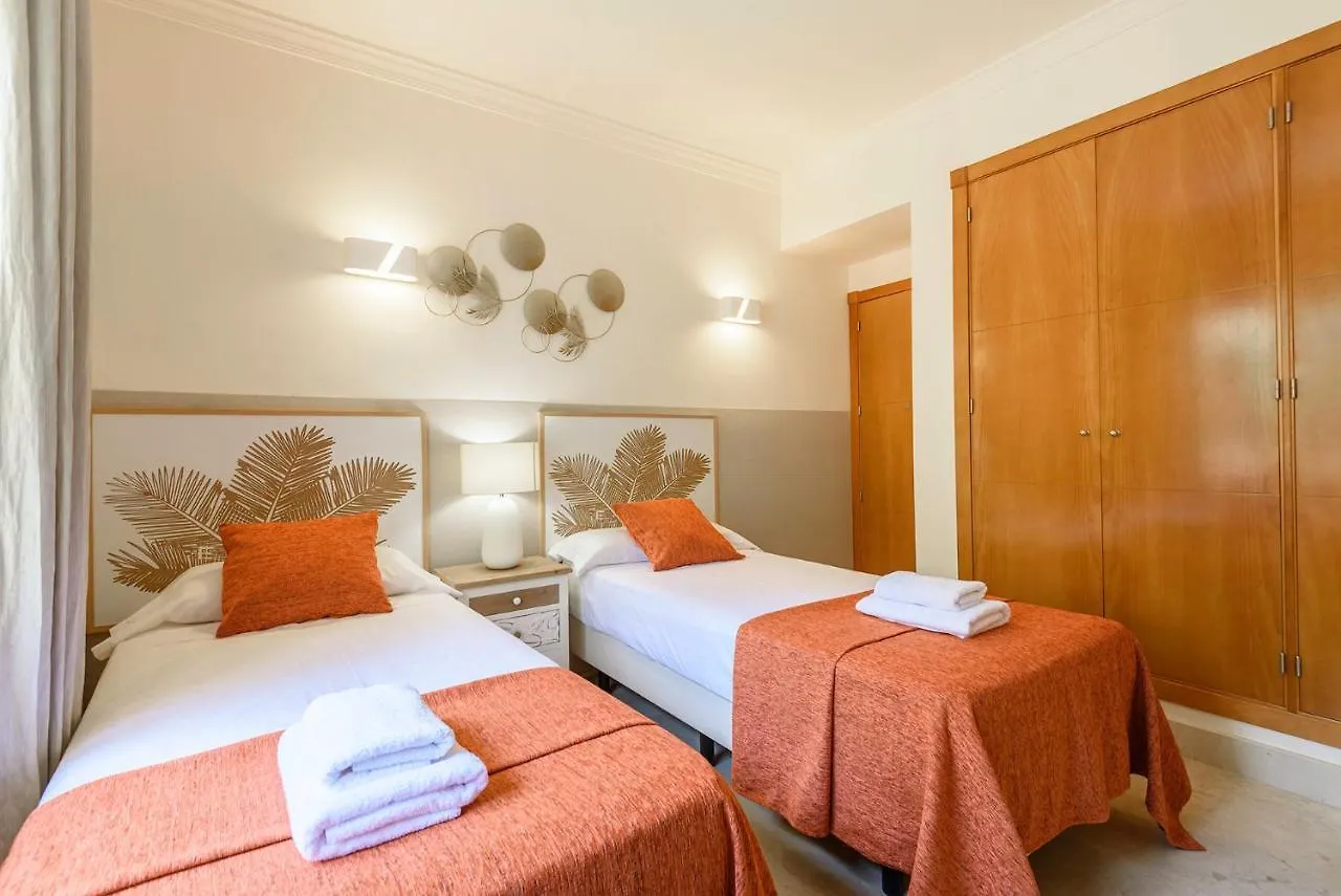 Alcam Aloha Deluxe 42 Apartment Marbella