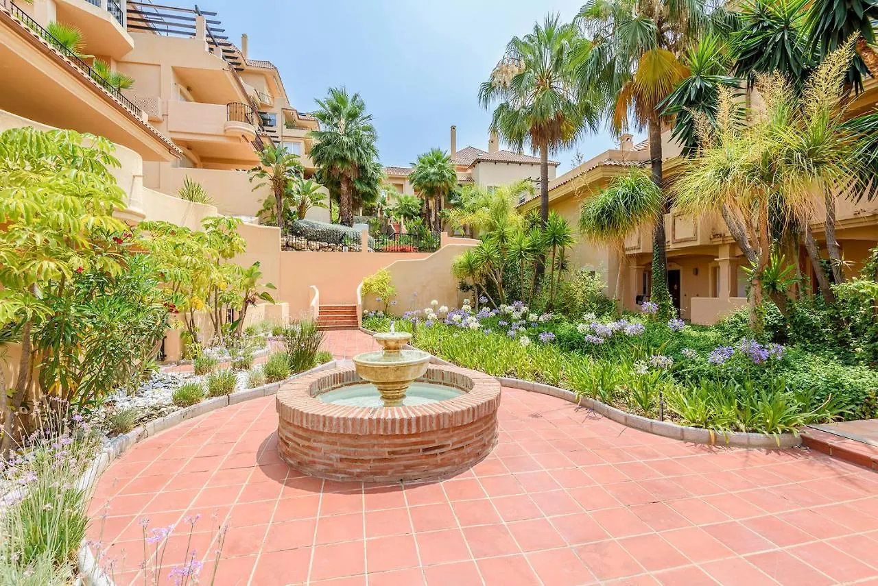 Alcam Aloha Deluxe 42 Apartment Marbella