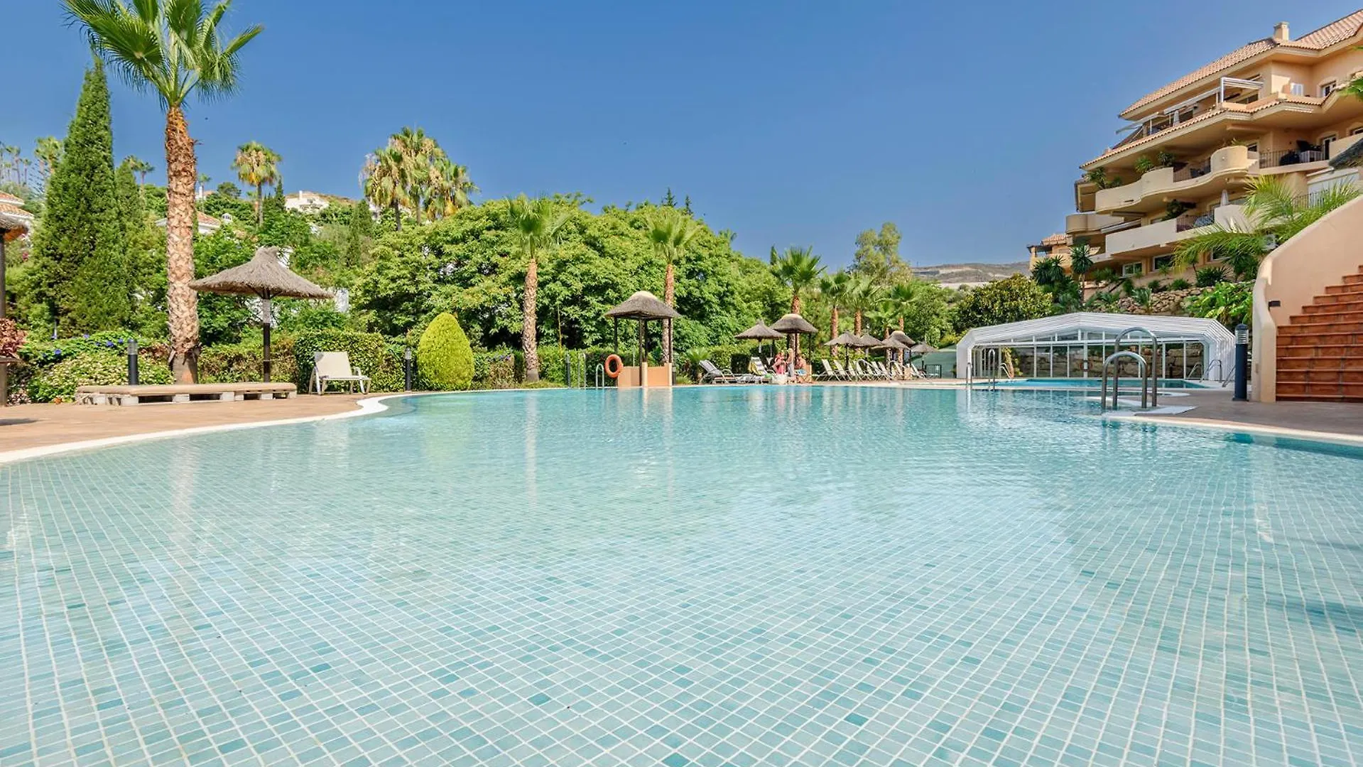 Alcam Aloha Deluxe 42 Apartment Marbella